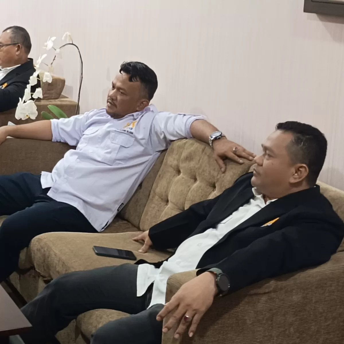 Wakil Ketua Bidang SDA dan Drainase, Robi Amin, S. Pd., menyampaikan bahwa kehadiran Kadin dalam audiensi tersebut bertujuan memperkuat hubungan kemitraan