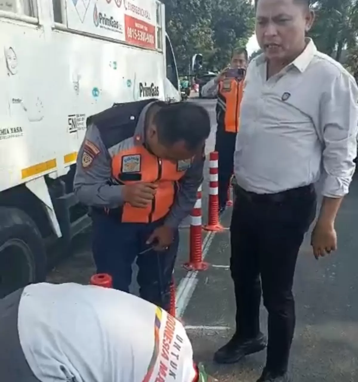 Inspeksi mendadak (sidak) di depan Stasiun Rawa Buntu, Kecamatan Serpong, Rabu (15/7/2026). 