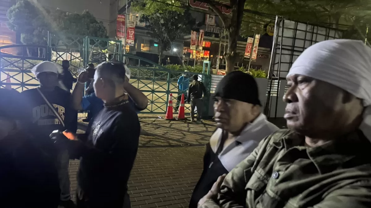 Sekolah Islam Pamulang (SIP) di Jalan Siliwangi, Pamulang, disebut diduduki puluhan orang dan dipasangi kawat berduri