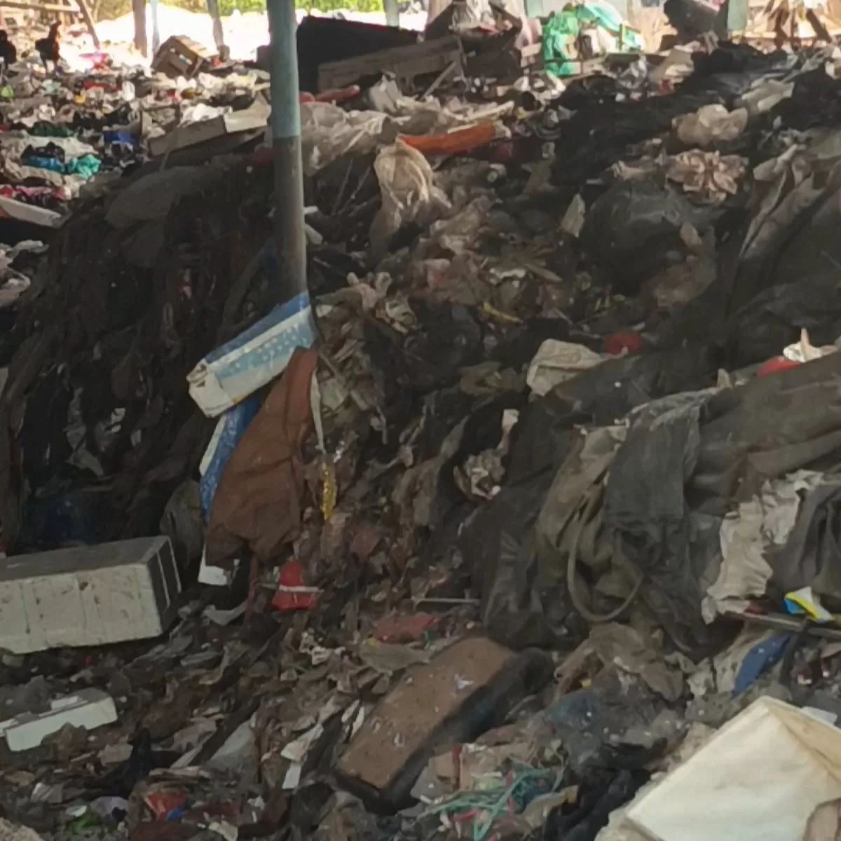 Keberadaan TPST Abu &amp; Co pada prinsipnya merupakan bagian dari upaya pengelolaan sampah secara mandiri.