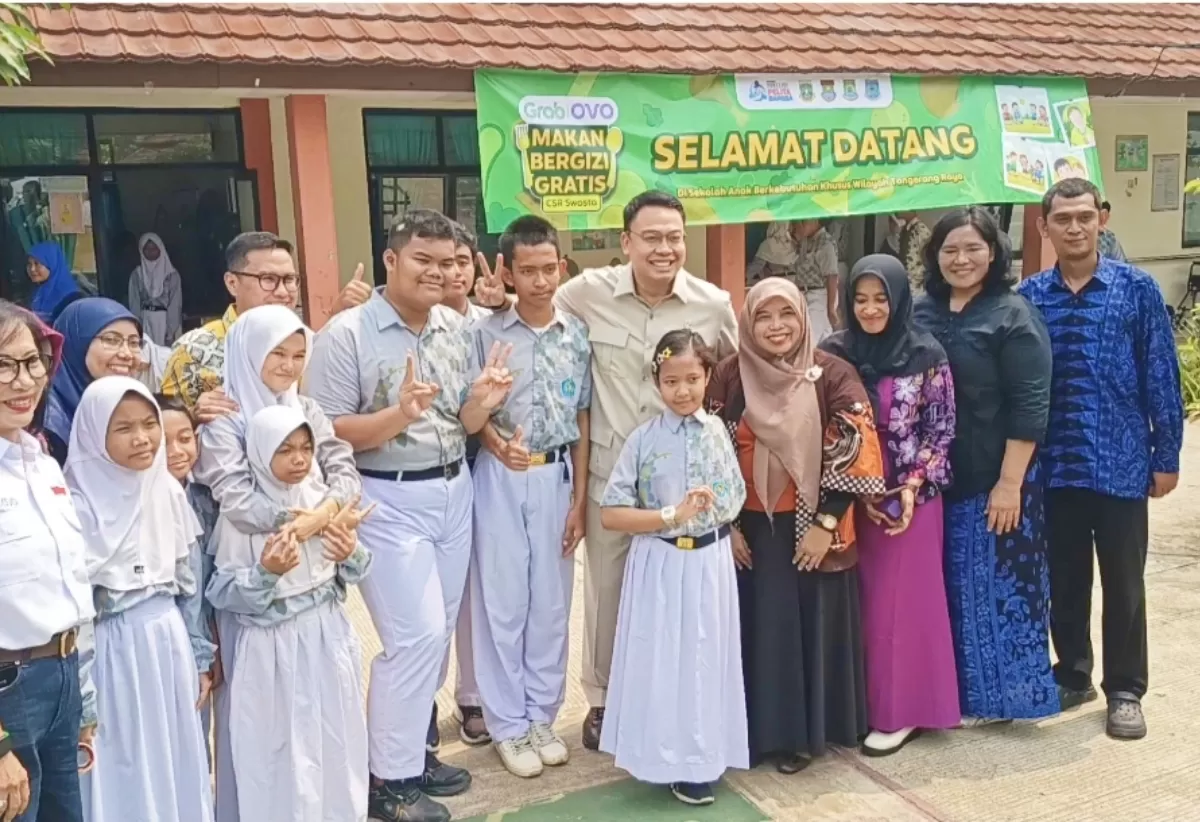 Dari Pemesanan hingga Distribusi, Wamen Komdigi Tinjau Digitalisasi MBG di Tangsel