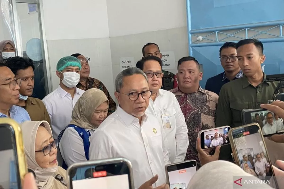 Menteri Koordinator Bidang Pangan Zulkifli Hasan ((ANTARA/Astrid Faidlatul Habibah))