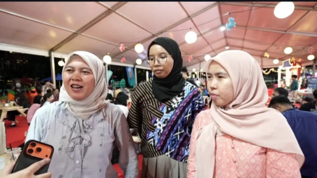 Suasana hangat dan penuh toleransi mewarnai gelaran Imlek Festival 2577 yang berlangsung di Lapangan Banteng, Jakarta sejak 22 Februari hingga 3 Maret 2026.