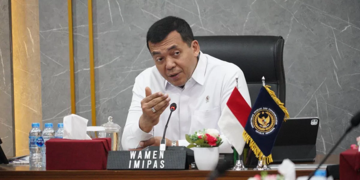 Menyoroti fakta terkini ihwal kasus dugaan pemerasan terkait izin tinggal WNA yang menjerat eks Wamen Imigrasi RI, Silmy Karim. (Dok. Imigrasi RI)