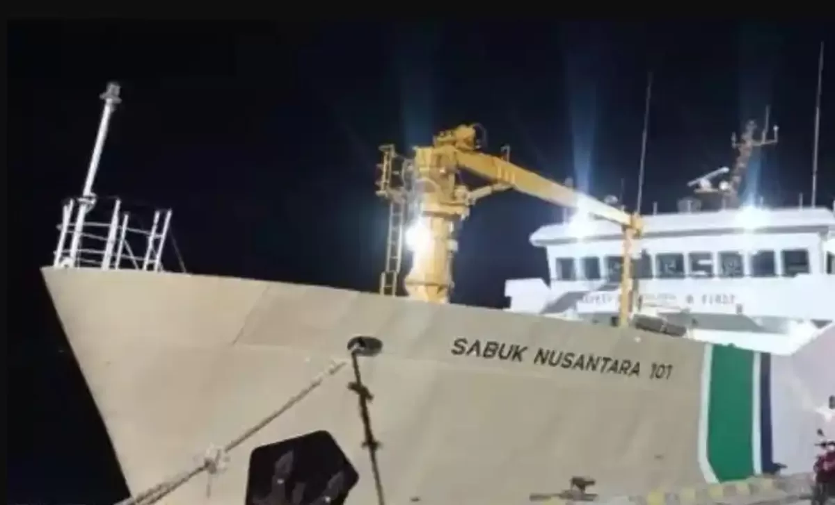 KM Sabuk Nusantara 101 (Pos Kupang)