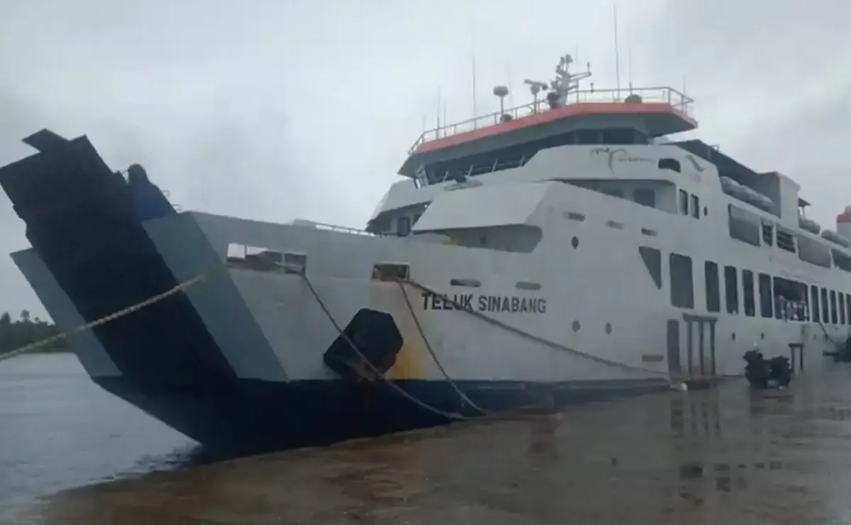 KMP Teluk Sinabang (asdp)