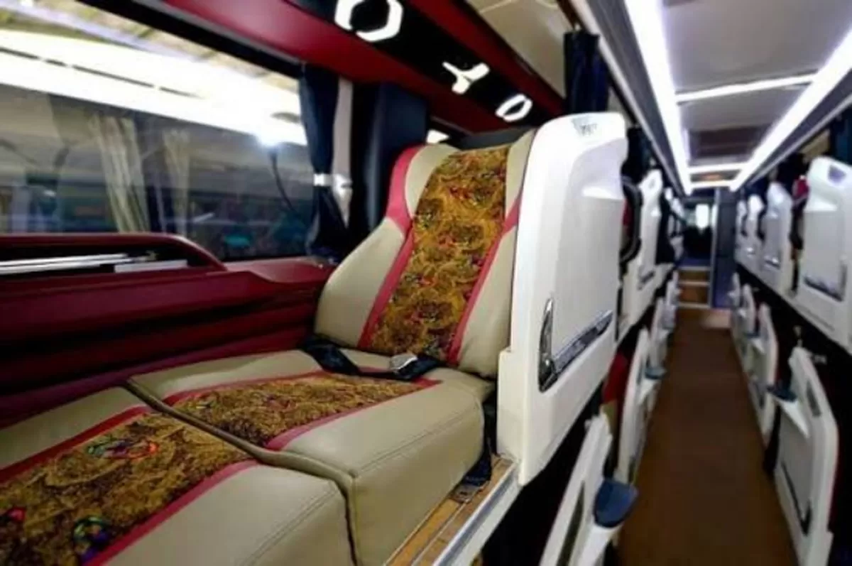 Info Penting! PO Sinar Jaya Sleeper Jakarta&ndash;Semarang Januari 2026: Jadwal, Fasilitas, dan Kontak Pemesanan (Traveloka )