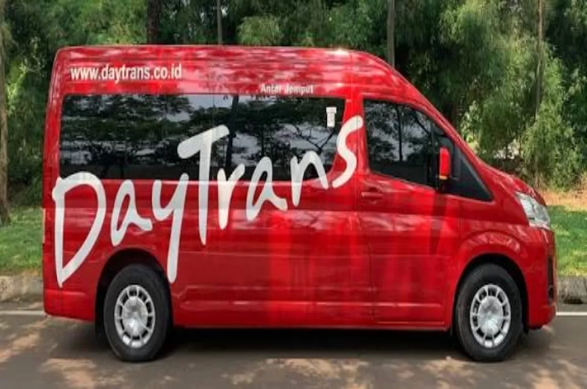 Panduan Lengkap Travel Yogyakarta &rarr; Solo Januari 2026: Estimasi Jam Harian, Tarif Tiket dan Layanan Shuttle Daytrans Jateng (Daytrans)