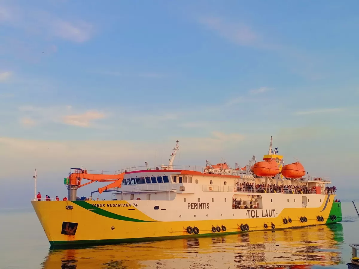 KM Nusantara 74 (pelni)