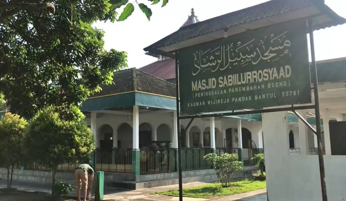 Masjid Sabilurrosya'ad Bantul (telusuri)