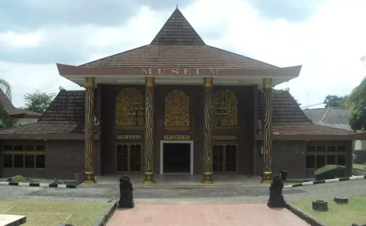 Museum Balaputera Dewa (depan) (Trip Trus)