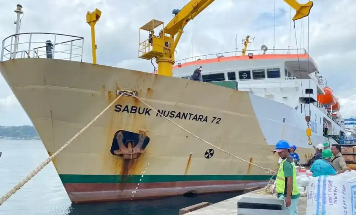 KM Sabuk Nusantara 72 (pelni)