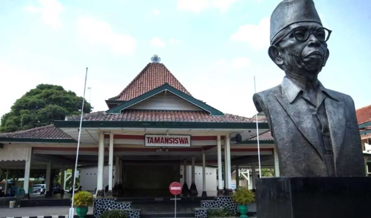 Museum Dewantara Kirti Griya (dinas pariwisata Yogyakarta)