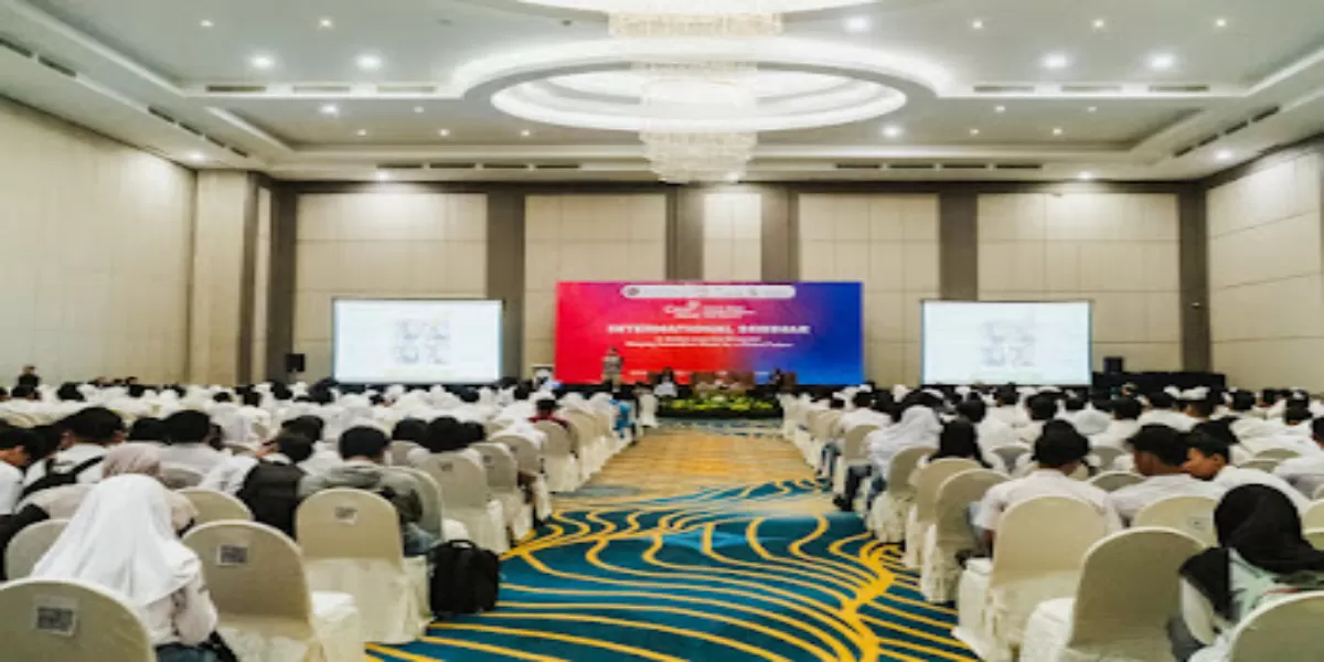 CreaFest 2026 USH Pamerkan Inovasi AI, Metaverse, dan Teknologi Karya Mahasiswa