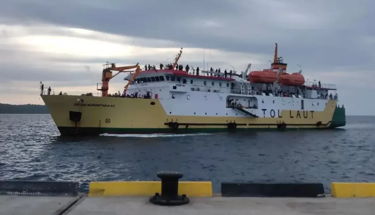 km sabuk nusantara 44 (marine traffic)