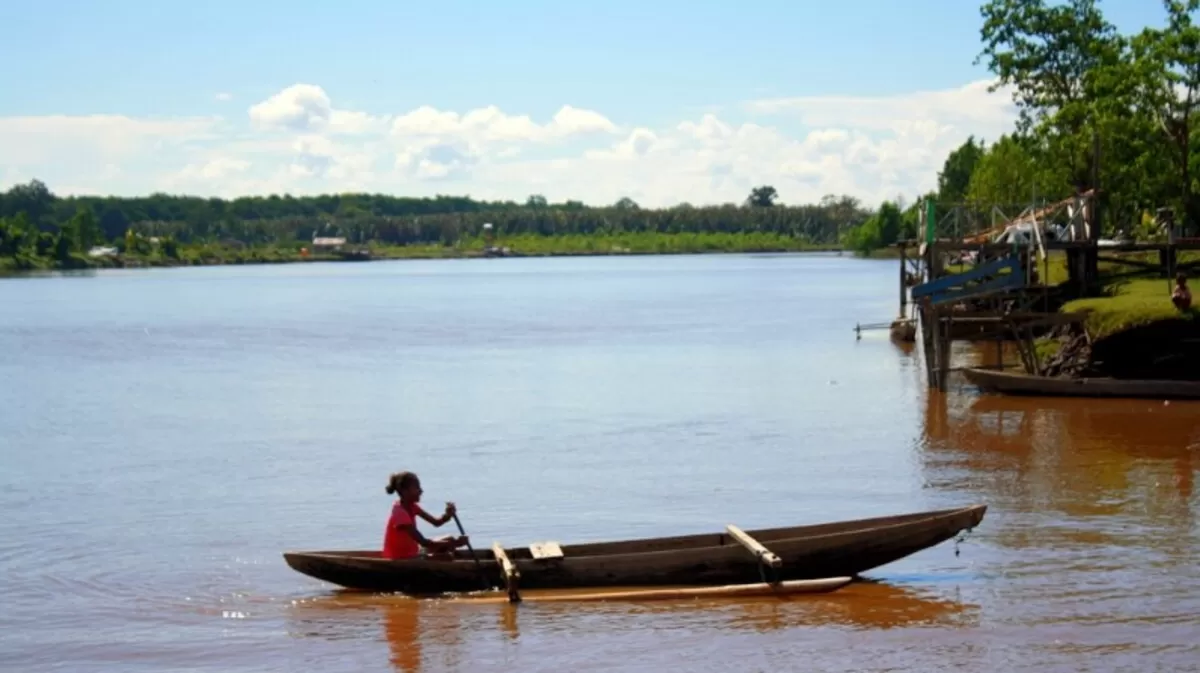Kawasan Perairan di Teluk Bintuni (Kelana Kecil)
