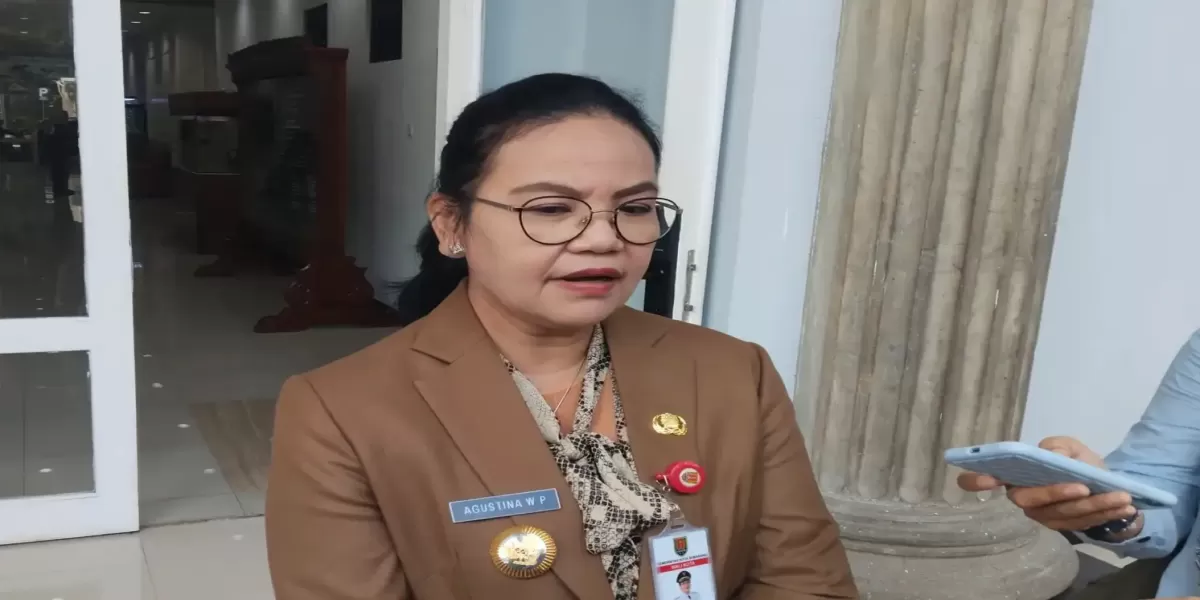 Mlaku Bareng Semarang Night Festival 2026 Jadi Sorotan, Bagikan 479 Cokelat dan 10.000 Hadiah untuk Warga