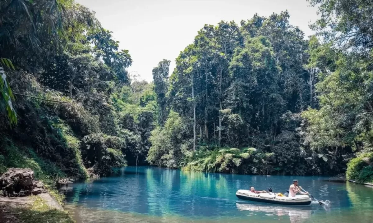 Pesona Danau Biru Lombok Tengah (Stories from Lombok)