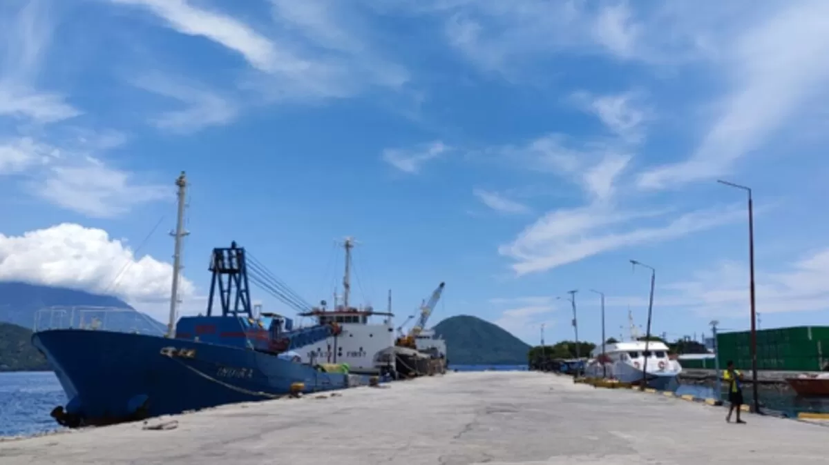 Dermaga Pelabuhan Ahmad Yani Ternate (kumparan)