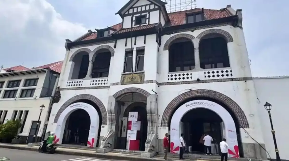 Gedung Singa (tribun)