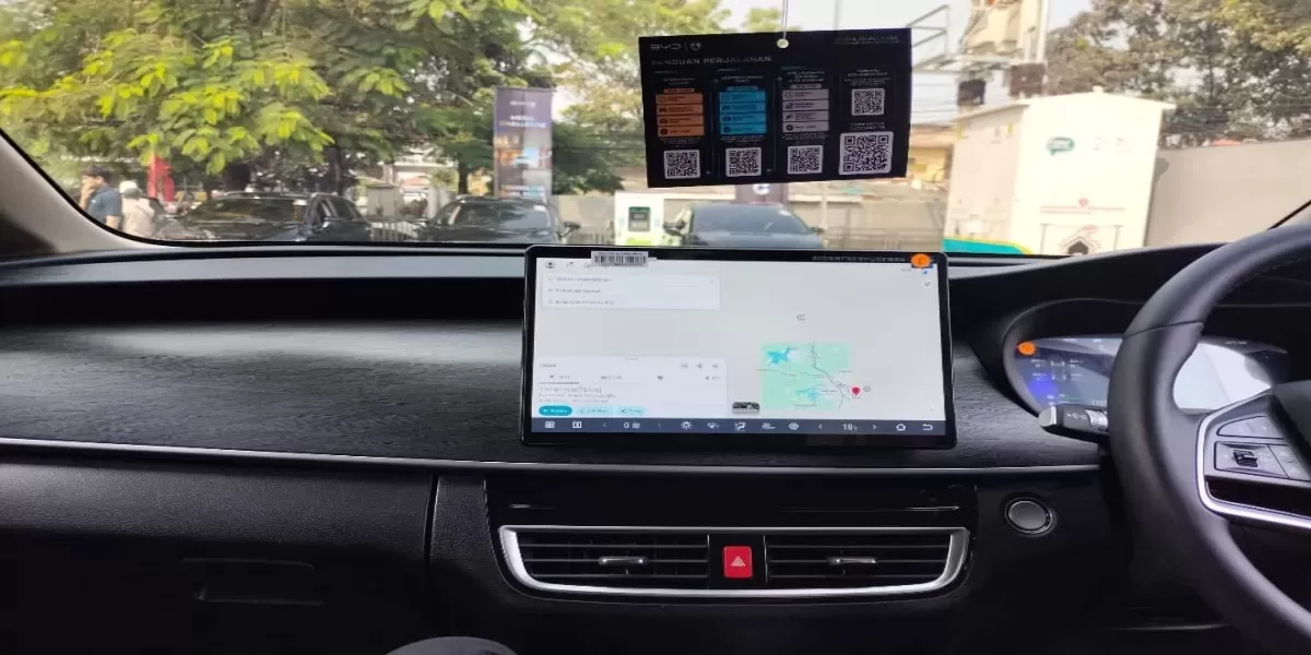 BYD M6 DM Diuji di Tol Cipularang dan Jalur Berkelok Ciater, Simak Review Kenyamanan Kabinnya (Detail interior BYD M6 DM. (Dok. Promedia))