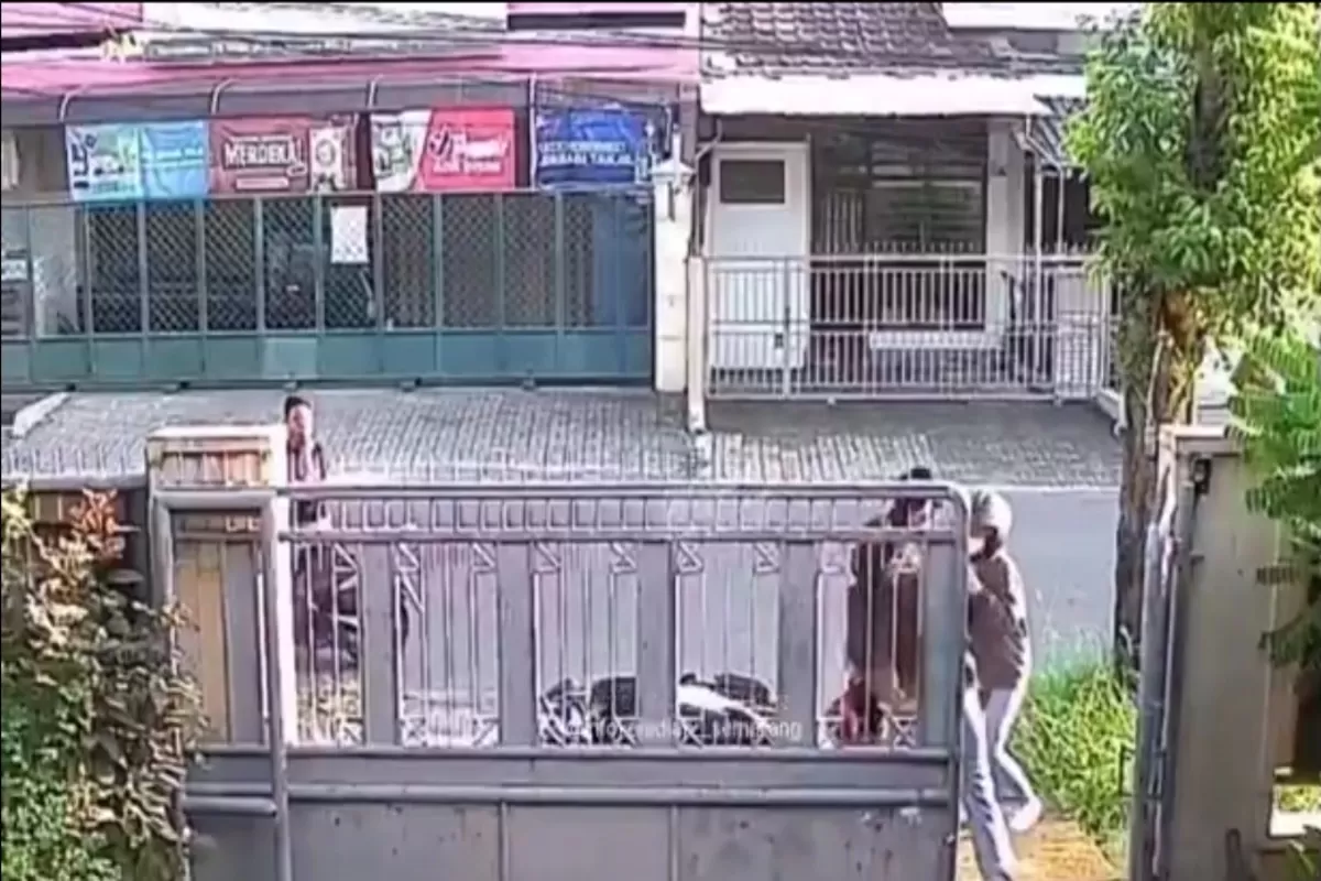 Aksi pembekalan dilakukan kepada korban yang hendak pergi ke gereja di semarang  (Foto istimewa)