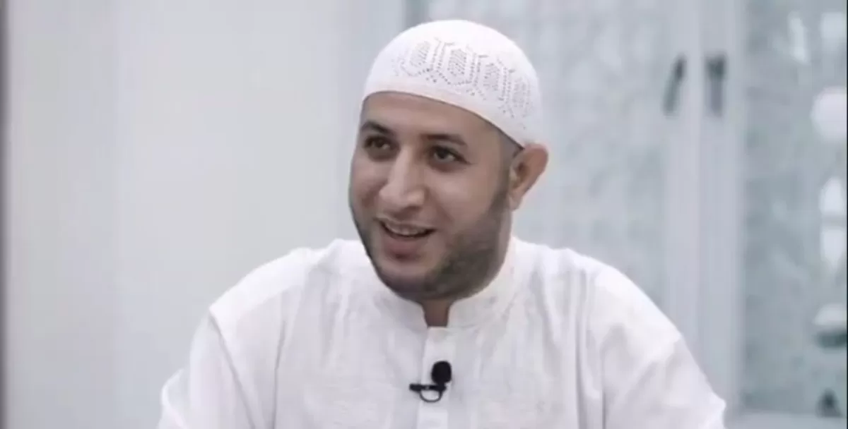 Syekh Ahmad Al Misry klarifikasi soal isu viral yang tengah menyeret namanya.  (Instagram/ahmad_almisry2)