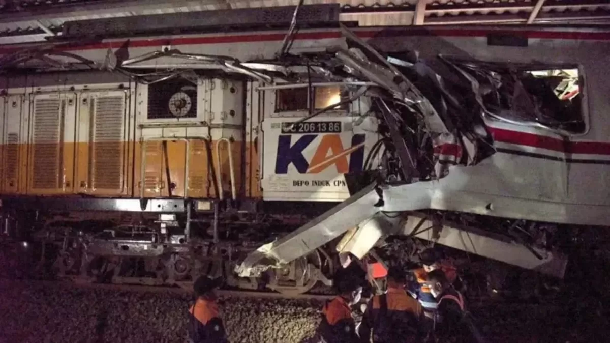 Korban Tewas Tabrakan KRL vs Argo Bromo Bertambah (Istimewa)