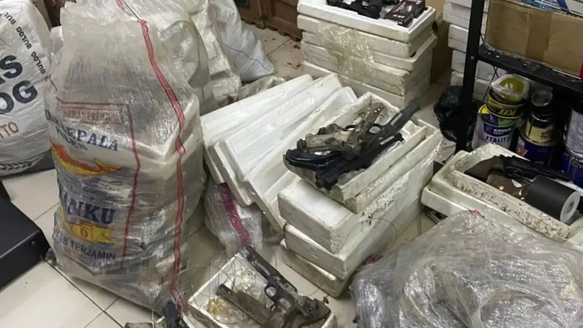 Misteri Bunker di Sekolah Swasta Jaksel Belum Terbuka, Yayasan Minta Polisi Bongkar Usai Temuan Ratusan Senjata (Istimewa)