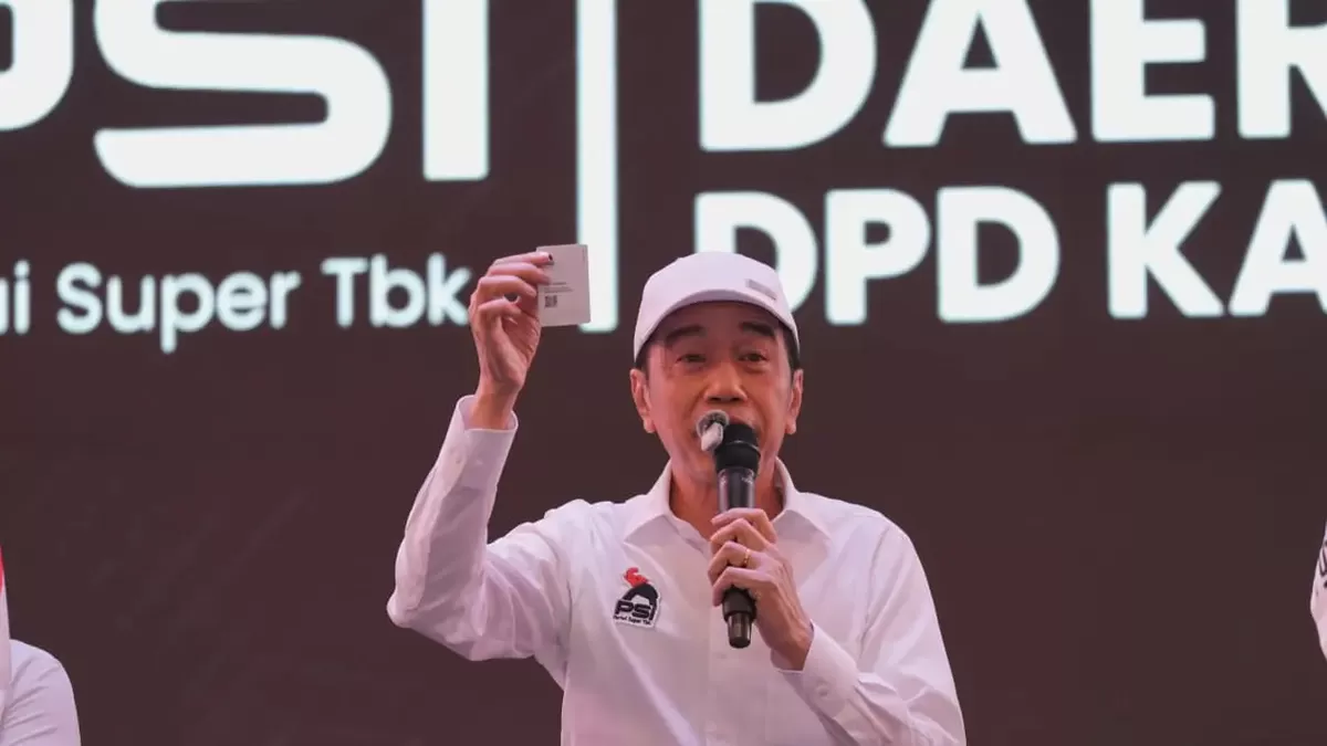 Jokowi Ungkap Alasan Baru Tunjukkan KTA PSI, Singgung Soal Momentum Politik (Istimewa)