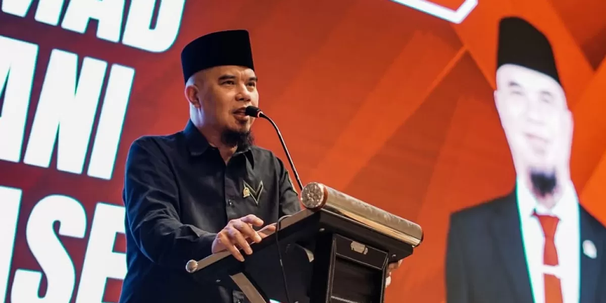 Unggahan dokumen lama oleh Ahmad Dhani picu isu lama dengan Maia Estianty kembali viral (Instagram/nyata_media)