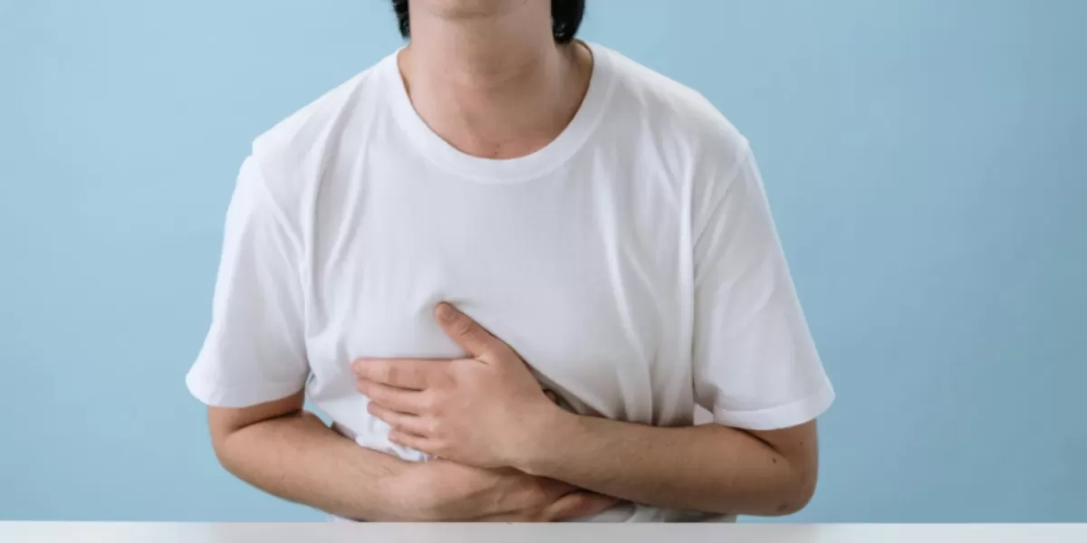 Ilustrasi, hukum menelan sesuatu hingga masuk ke perut saat puasa. (Pexels/cottonbro studio)
