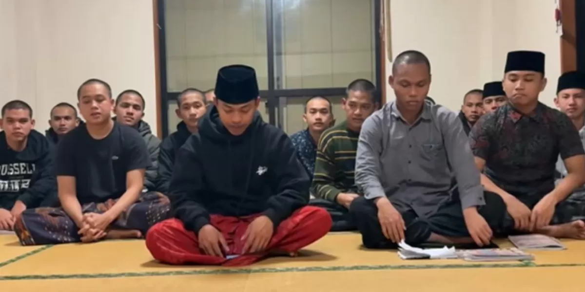 Viral tindakan ospek terhadap pekerja imigran Indonesia (PMI) di Jepang hingga seniornya minta maaf di medsos.  (TikTok.com/@panbobolidos)