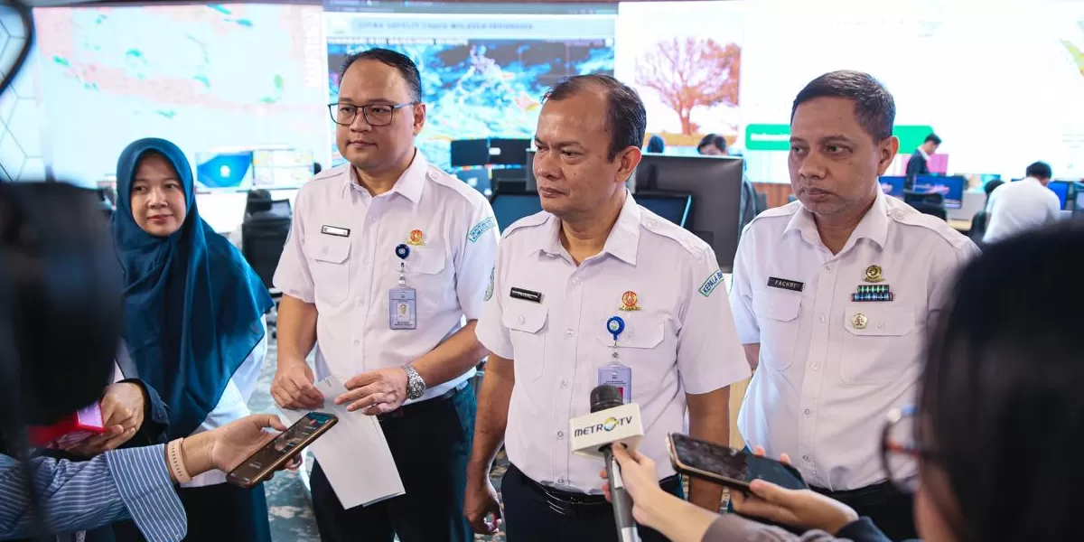 Kepala BMKG Teuku Faisal Fathani saat memaparkan prakiraan awal musim kemarau 2026 dalam konferensi pers di Jakarta. (X/infoBMKG)