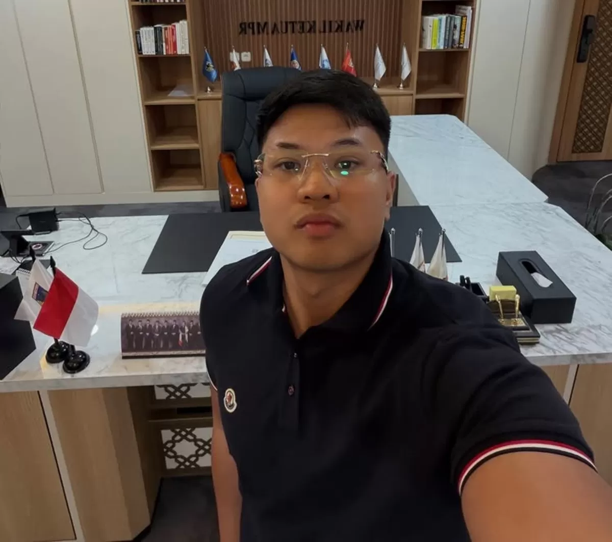 Sosok Bigmo dikenal dengan kelakuannya yang cukup kontroversial, sempat hina suatu kota di Indonesia hingga terbaru dilaporkan dalam kasus pencemaran nama baik. (Instagram.com/@bigmoskyy)