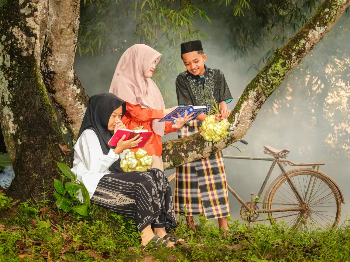 Pesan sederhana tema Idul Fitri 1447 Hijriah untuk keluarga. (Pexels.com/Arie Rachmat)
