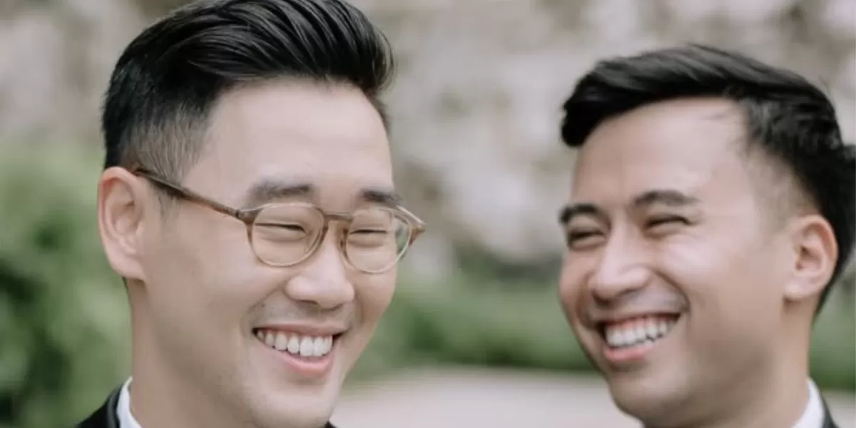 Potret Jesse Choi dan Vidi Aldiano yang saat itu menjadi pendamping pengantinnya. Meski mengaku tidak kenal lama, suami Maudy Ayunda kenang hal ini. (Instagram/jessechoi_)