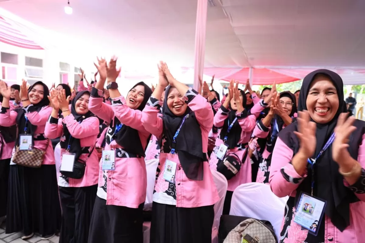 Kader posyandu di Kecamatan Kalisat. (M Purnomo/SketsaNusantara.id )