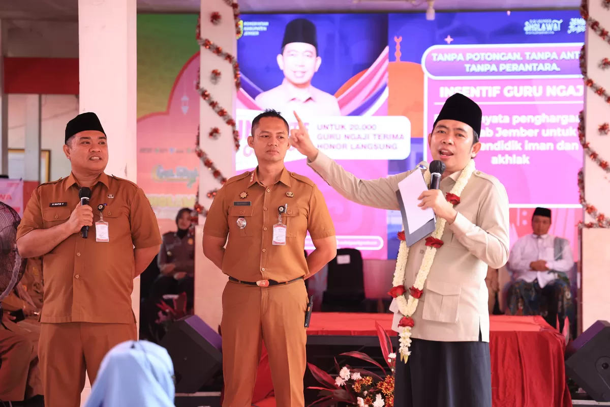 Bupati Jember Gus Fawait saat bertemu warga. (Dok Diskominfo Jember)