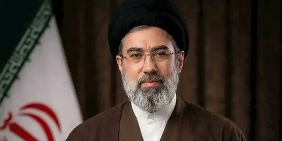 Potret Mojtaba Khamenei, pemimpin tertinggi baru Iran  (X @_GlobeObserver)