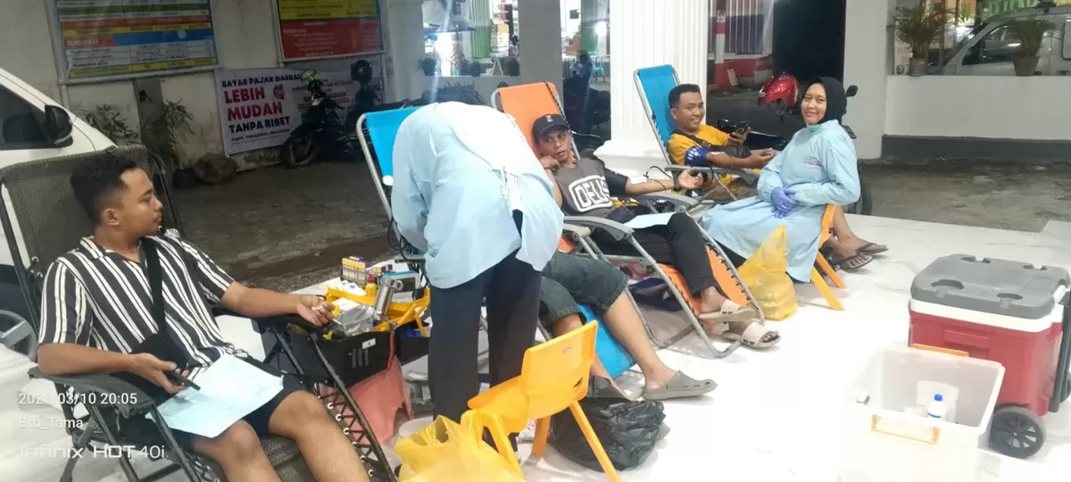 Semangat berbagi di Bulan Ramadhan, Kampung Donor Tanggul Kulon Jember kumpulkan 42 kantong darah (Dok. PMI Jember)