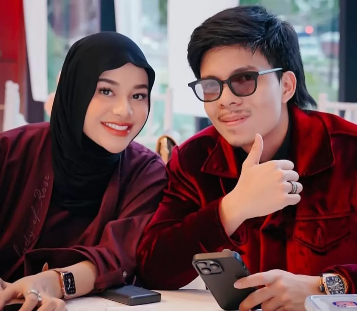 Atta Halilintar bereaksi soal Aurel Hermansyah yang memilih untuk bercerai dengannya jika suatu saat dirinya kedapatan berselingkuh.  (Instagram.com/@duoattaurel.)