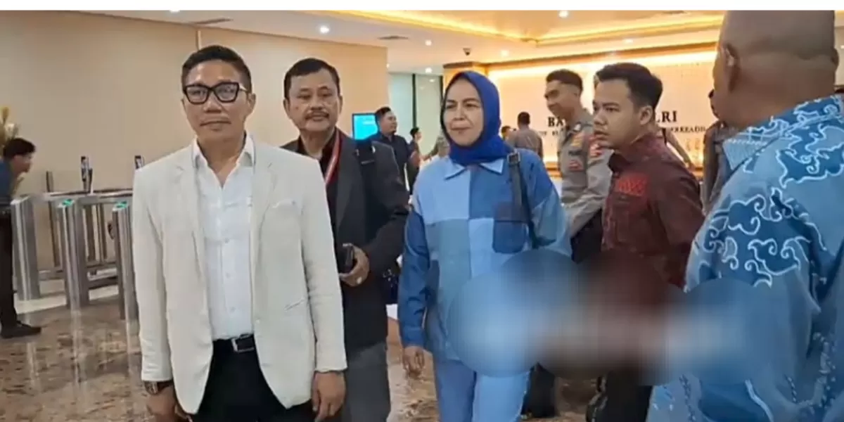 Tim Kuasa hukum korban ustadz SAM  (YouTube Seleb Oncam News )