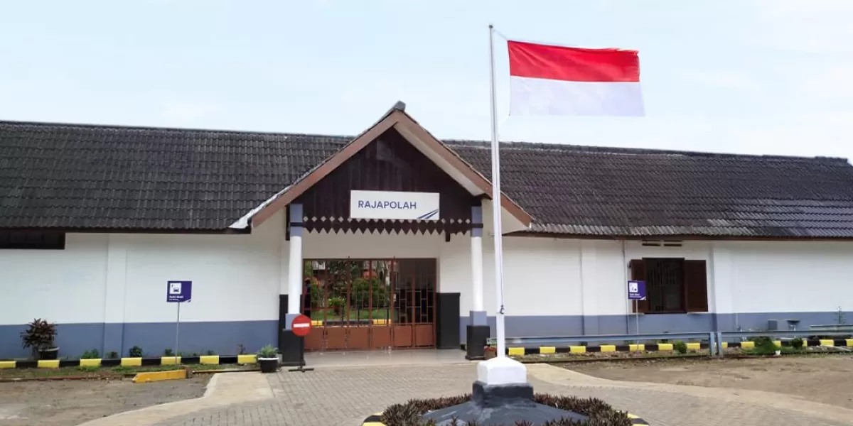 Stasiun Rajapolah kini menjadi titik pemberhentian KA Serayu mulai 14 Maret 2026. ( (X/KAI121))