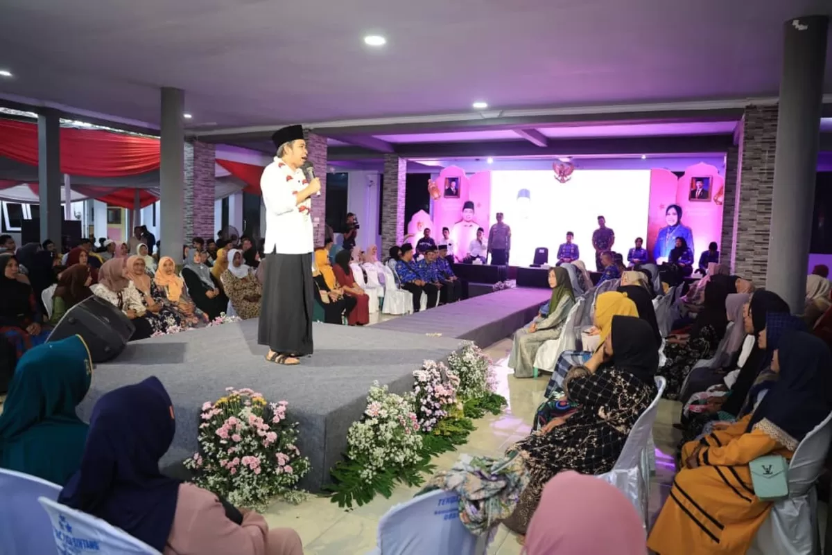 Bupati Jember Gus Fawait memberikan sosialisasi. (Dok Pemkab Jember)