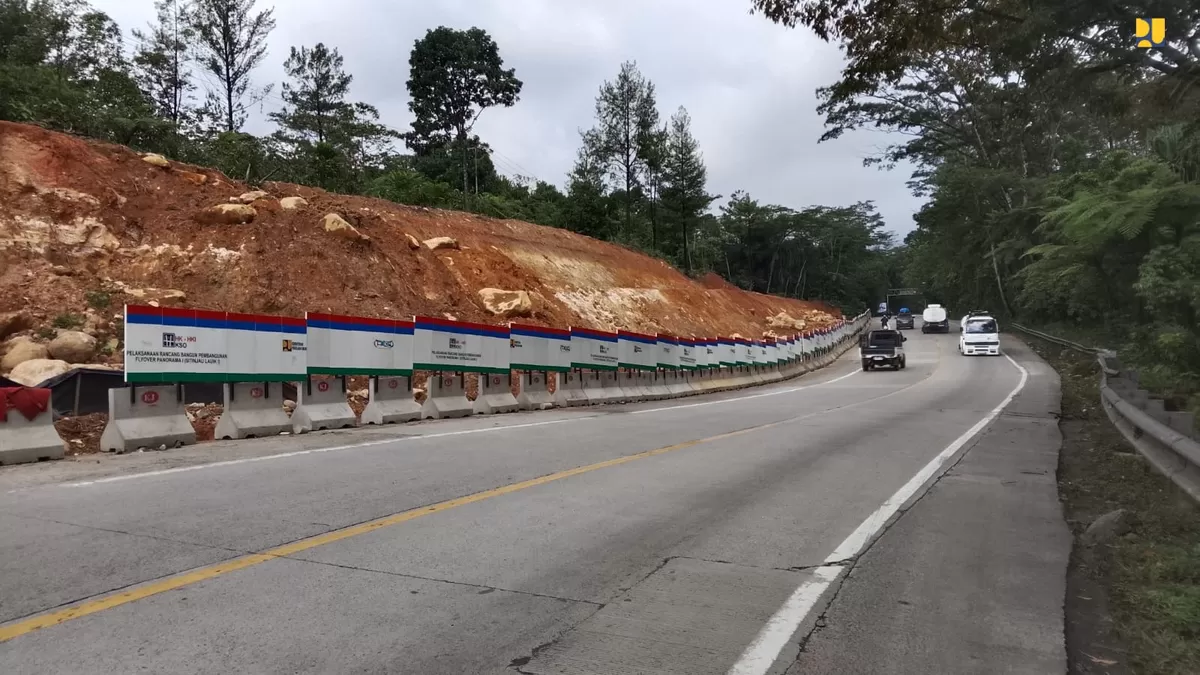 Pemerintah memastikan kesiapan ruas jalan nasional di Provinsi Sumatera Barat untuk menghadapi arus mudik dan arus balik Lebaran 2026.  (Dok. Badan Komunikasi Pemerintah (Bakom) RI)