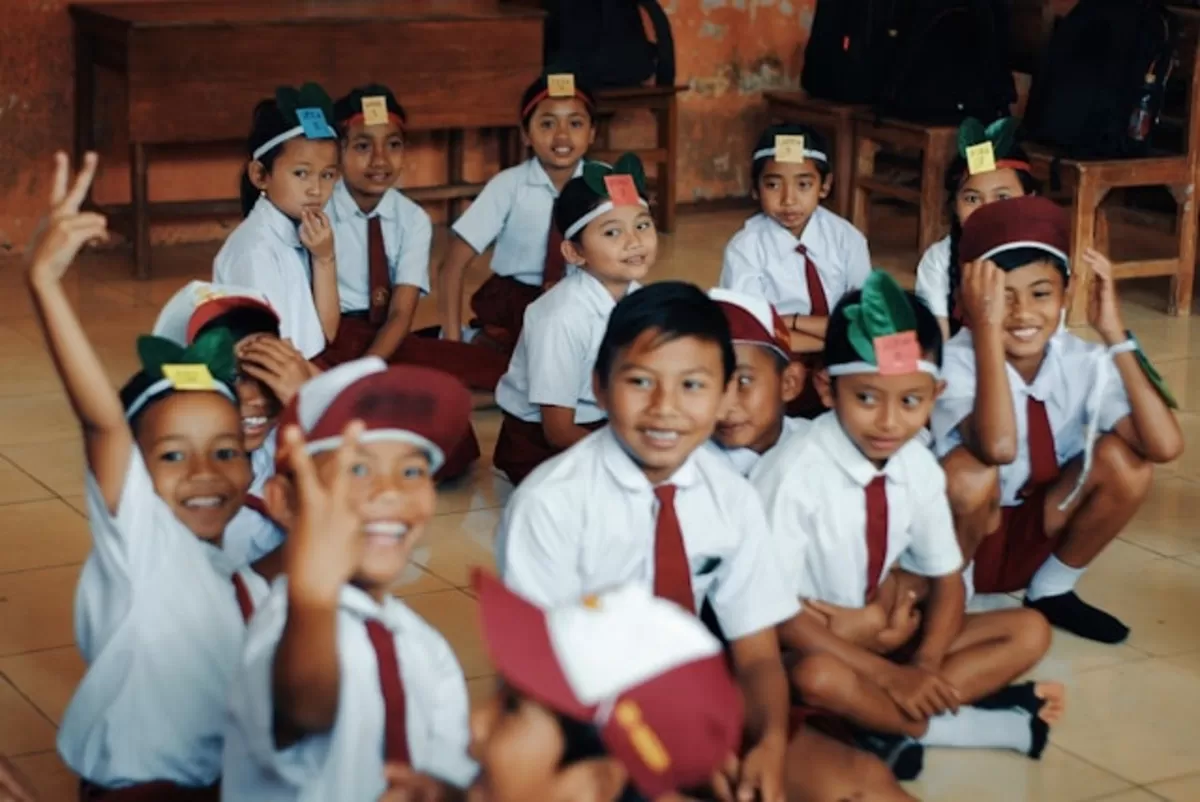 Hendaknya orang tua lakukan 5 tips dan trik khusus untuk anak mereka agar tidak malas pergi ke sekolah setelah libur panjang Lebaran.  (Unsplash.com/@Husniati Salma.)