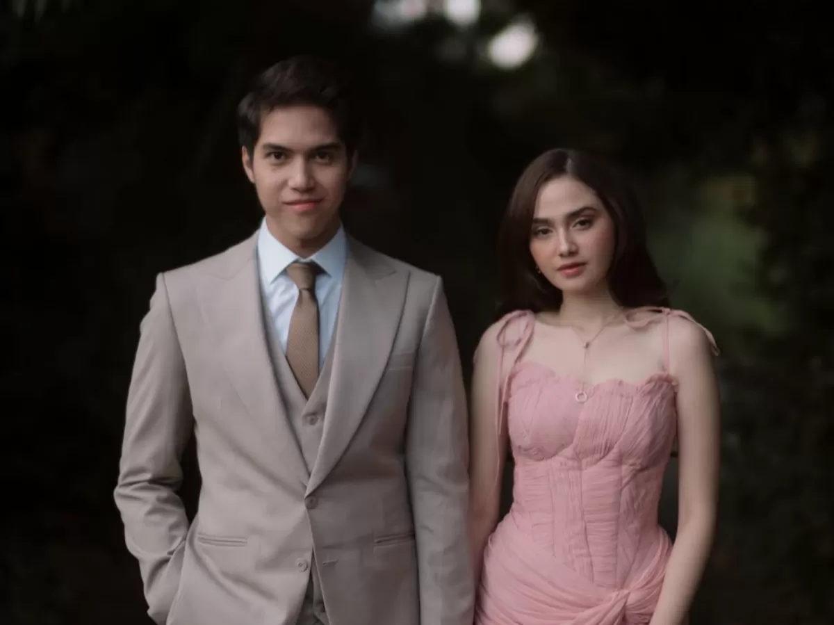 Potret Syifa Hadju saat Prewedding bareng El Rumi di London. (Instagram/@syifahadju)