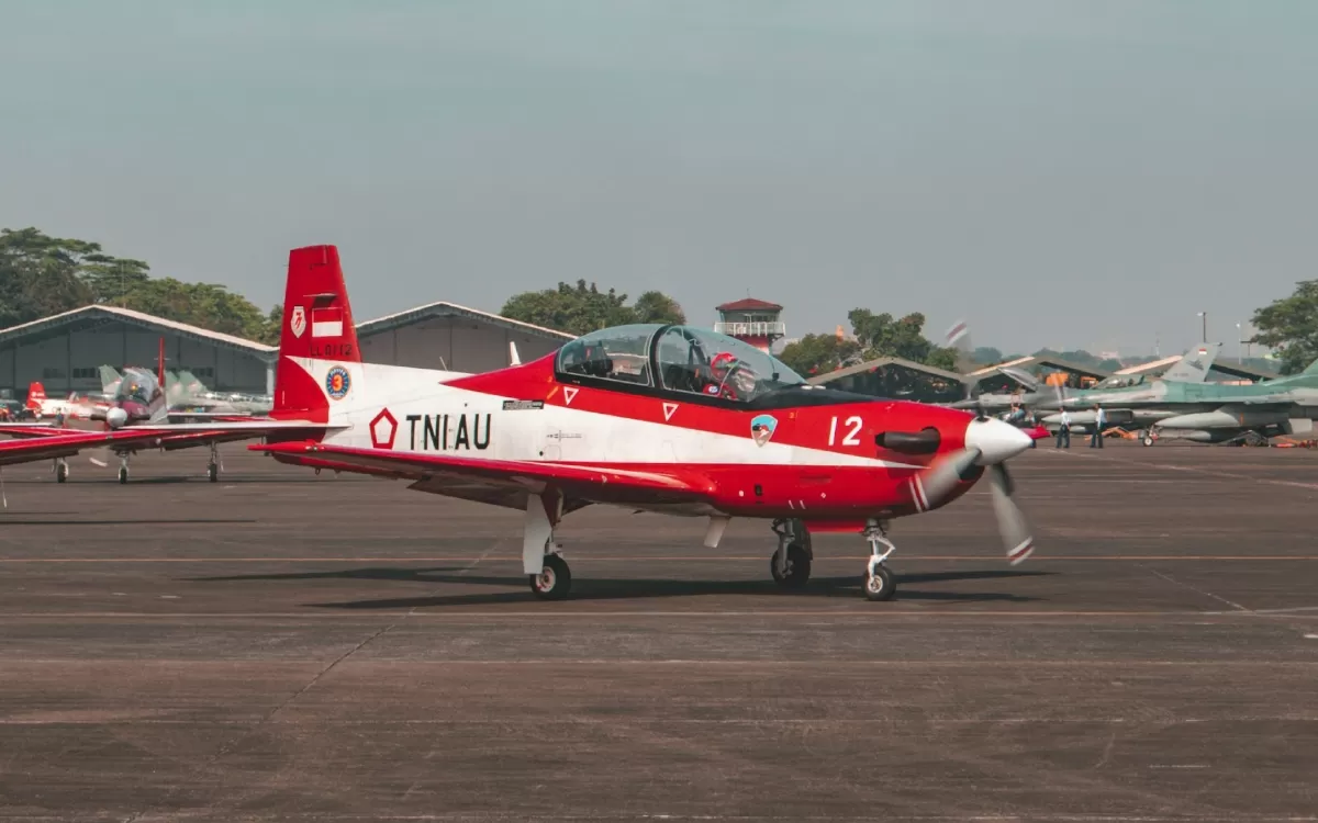 Ucapan Dirgahayu TNI Angkatan Udara 2026. (Unsplash.com/Fasyah Halim)