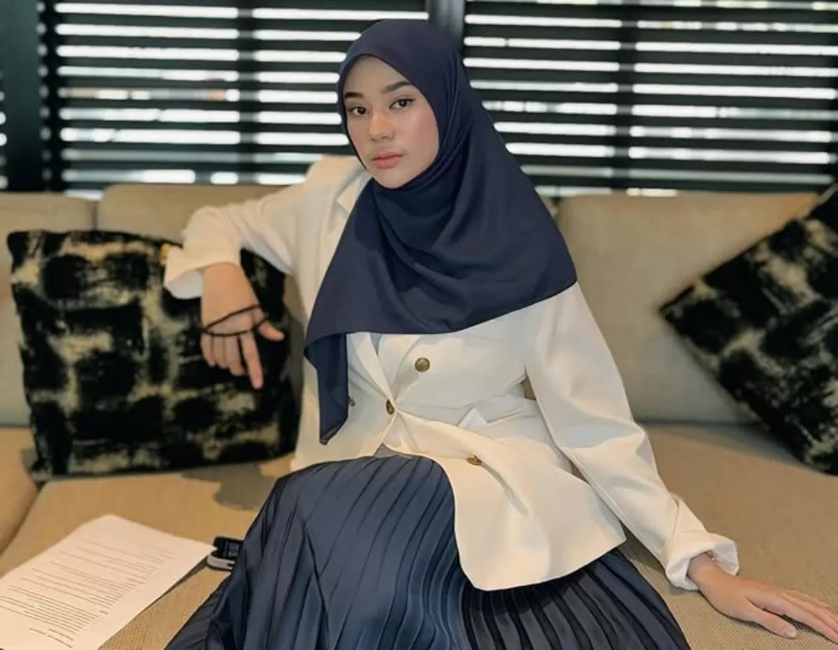 Begini ungkapan Clara Shinta terkait kondisi ekonominya saat ini usai meluapkan emosinya dengan menyebut tak pernah diberi nafkah oleh suaminya, Alexander Assad. (Instagram.com/@clarashintareal)